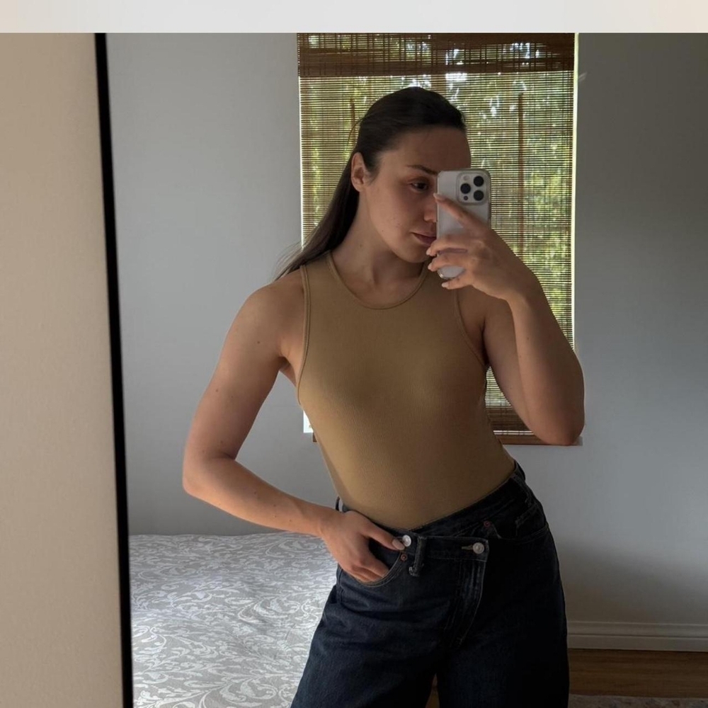 Women's Tan Sleeveless Top